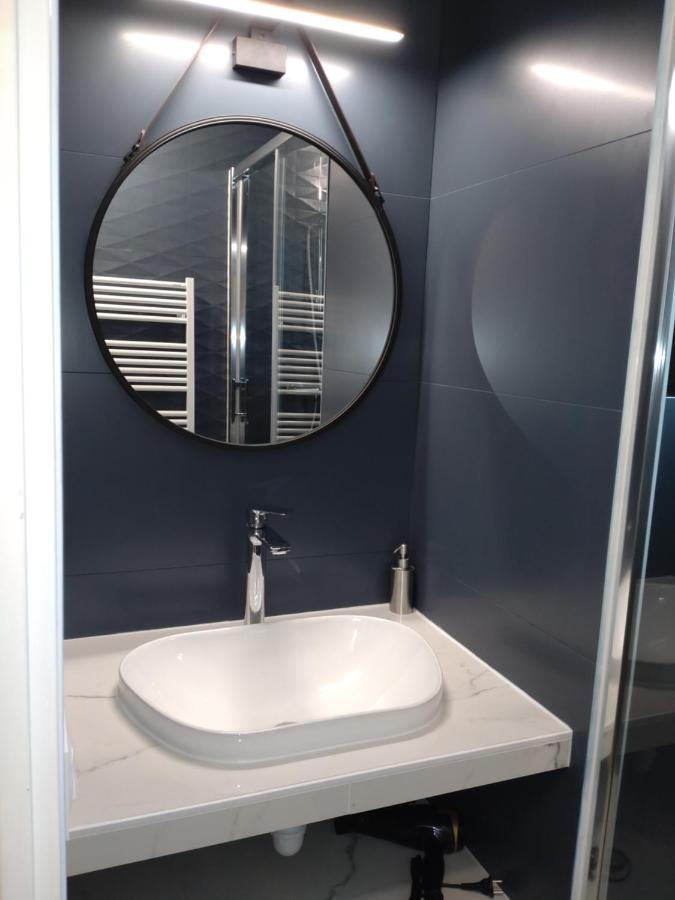 Suite Privee A Bordeaux Cauderan Exterior photo